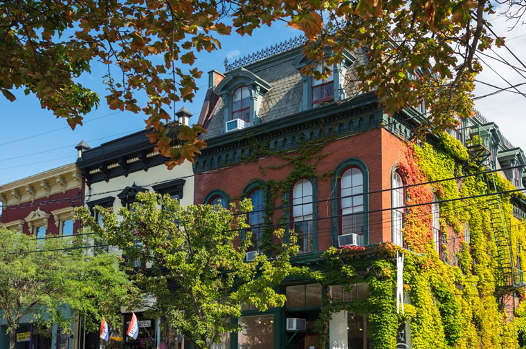 pig hill inn building in cold spring