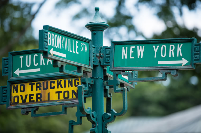 bronxville street signs