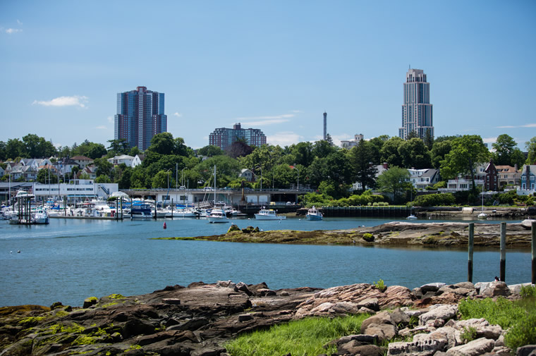 new rochelle skyline and water