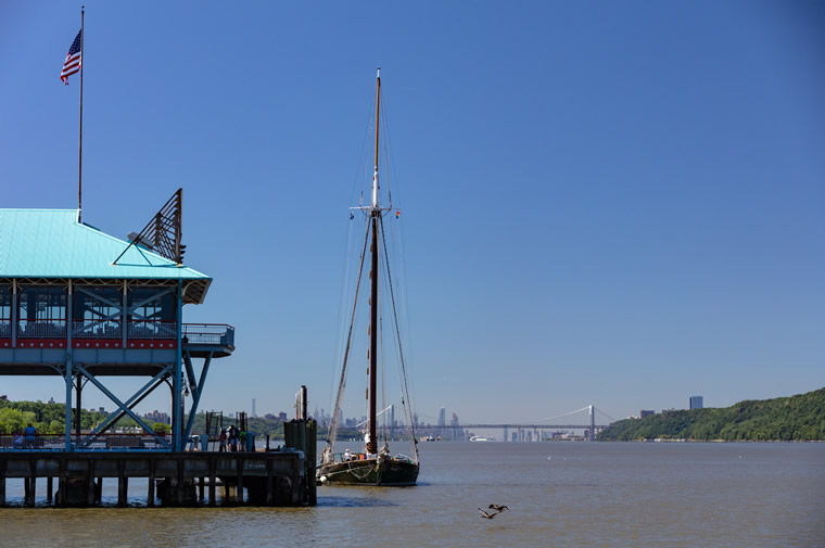 boat at pier on hudson