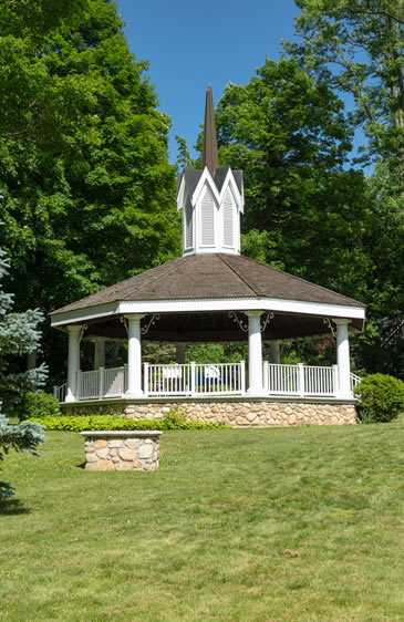 bandstand in mahopac