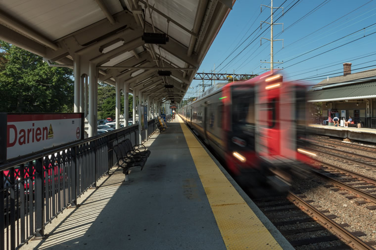 darien train station