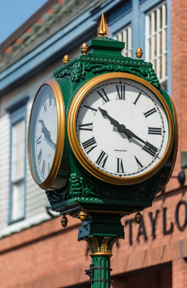 new canaan clock