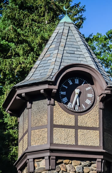 pelham clock